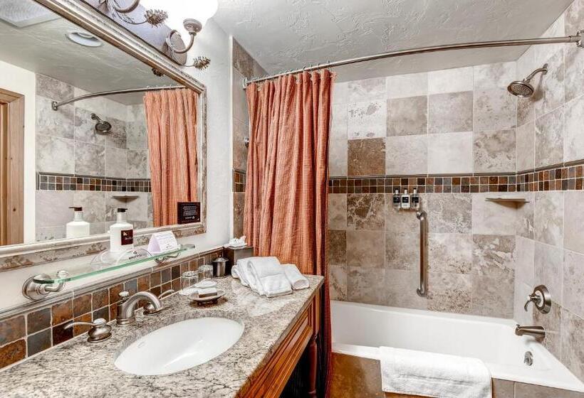 스탠다드 룸, The Pines Lodge, A Rockresort