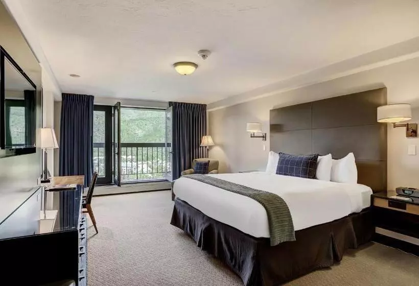 اتاق سوپریور با تخت بزرگ, The Pines Lodge, A Rockresort