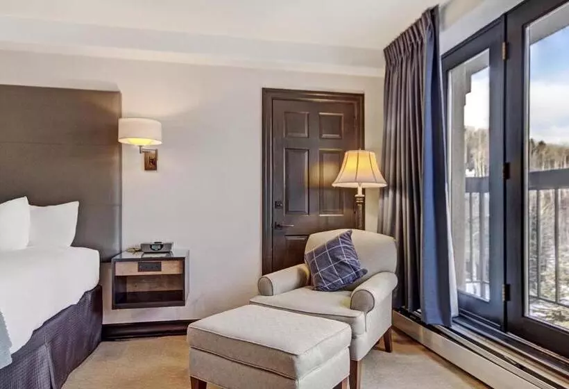 اتاق لوکس با تخت بزرگ, The Pines Lodge, A Rockresort