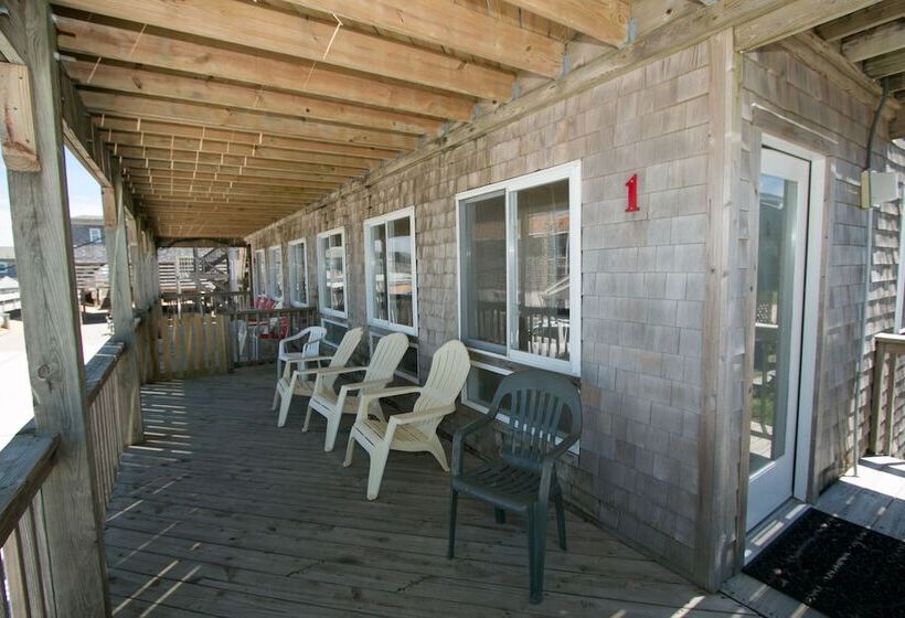منزل غرفتين نوم, Outer Banks Motel