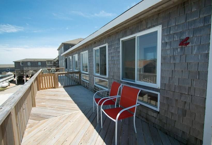 منزل غرفتين نوم, Outer Banks Motel