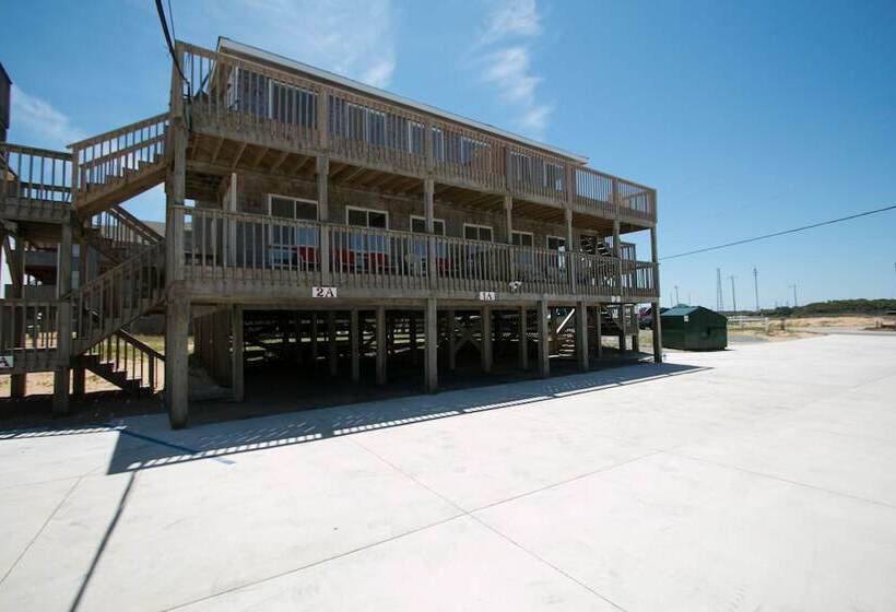 غرفه قياسيه سريرين مزدوجين, Outer Banks Motel