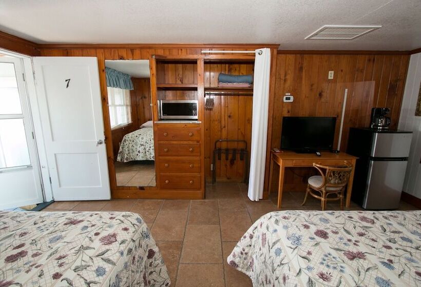 Номер Стандарт 2 Двуспальные Кровати, Outer Banks Motel