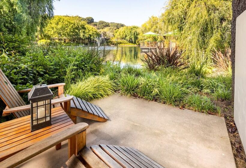 디럭스 룸, The Quail Lodge