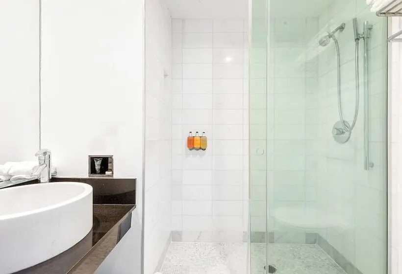 اتاق استاندارد, The O Hotel, Trademark Collection By Wyndham