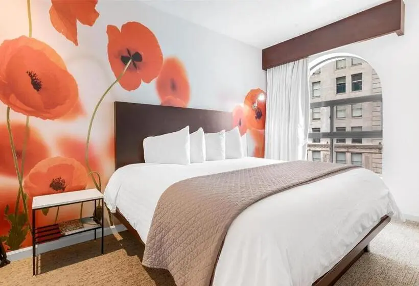 سوئیت با تخت بزرگ, The O Hotel, Trademark Collection By Wyndham