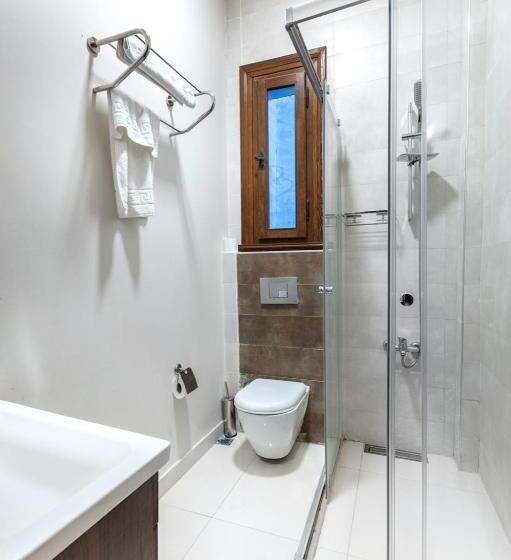 Junior Suite Rodzinny, Nan