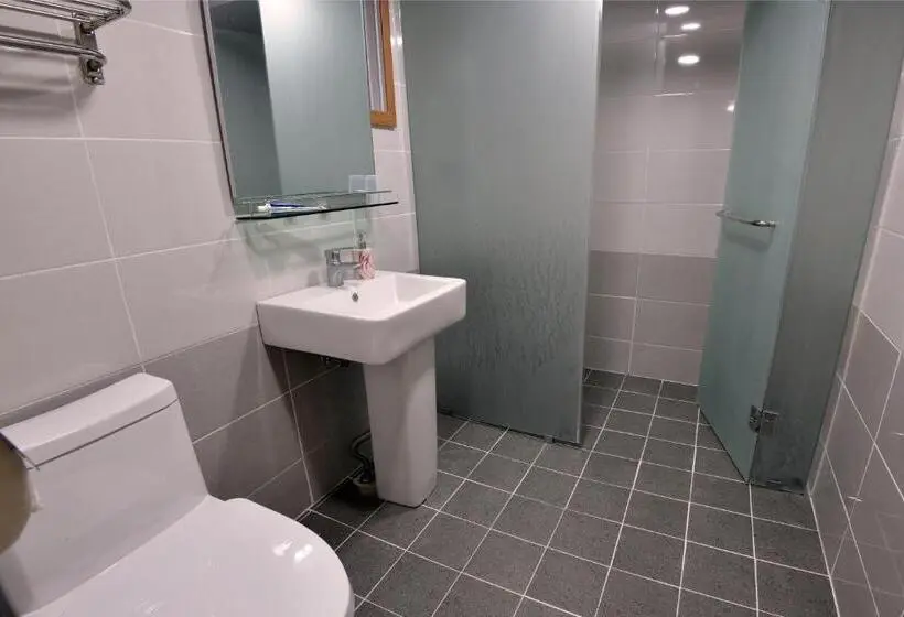 Perhehuone, Guma Modern Hanokstay