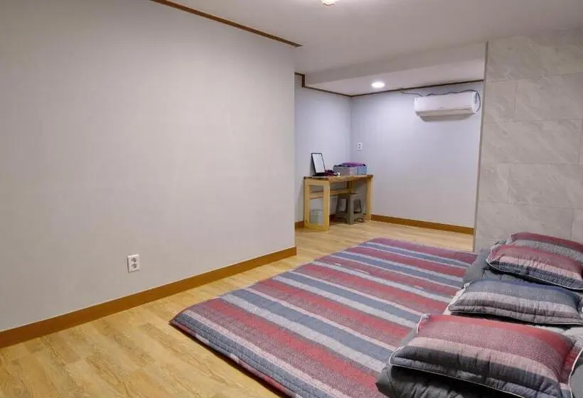 Perhehuone, Guma Modern Hanokstay