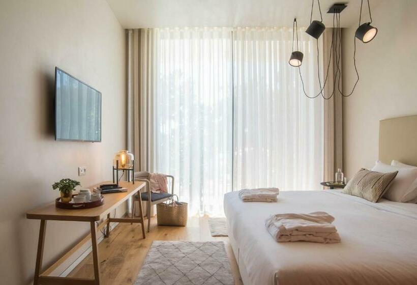 غرفة قياسية مطلّة علي حمام السباحة, Aroeira Lisbon Hotel   Sea & Golf