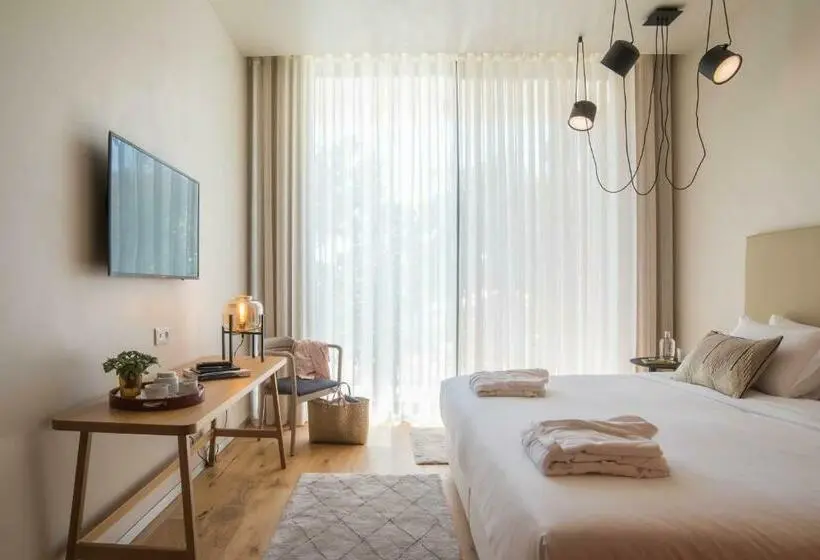 プールビュースタンダードルーム, Aroeira Lisbon Hotel Sea & Golf