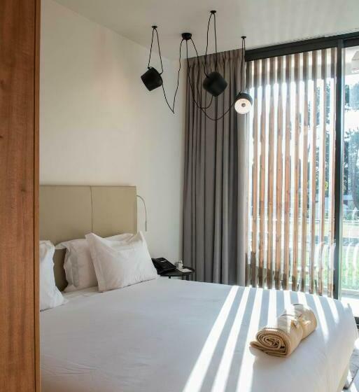 غرفة عائلية مطلّة علي الحديقة, Aroeira Lisbon Hotel   Sea & Golf