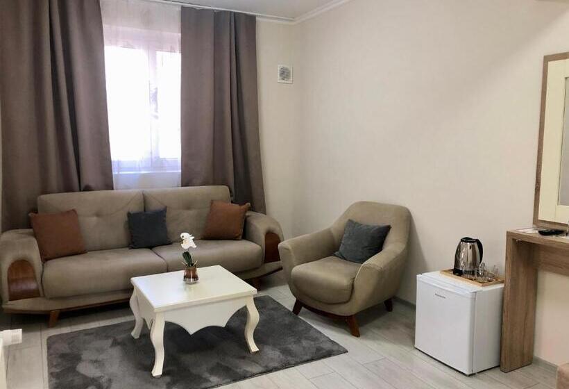 豪华家庭房间, Alenso Guesthouse