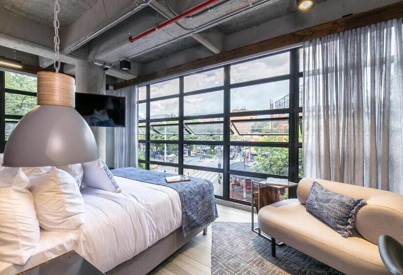 إستوديو قياسى, Factory Lofts