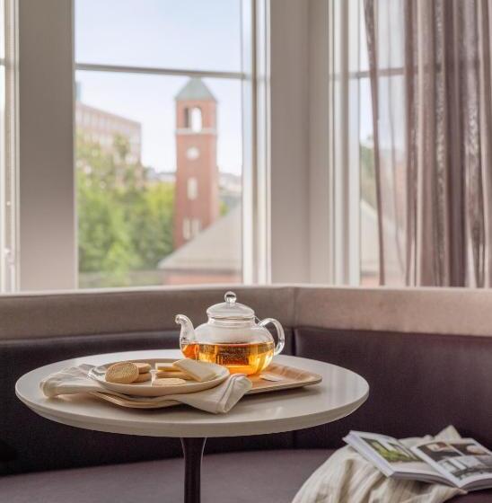 اتاق لوکس با تخت بزرگ, Sonder 907 Main