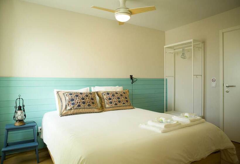 Номер Стандарт, The Holy Cow  Hostel & Suites