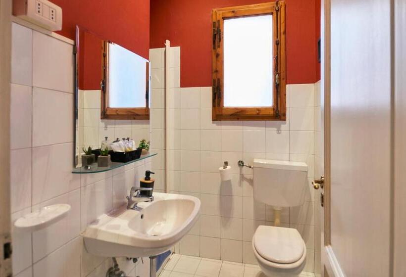 اتاق استاندارد یک نفره, B&b In Centro