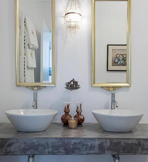 جناح, Casa Brazao Mira