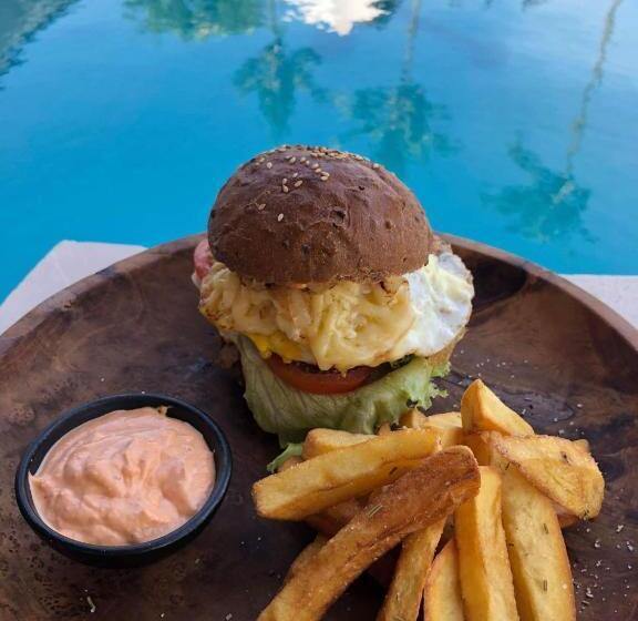 침실 2개 빌라, Captain Goodtimes