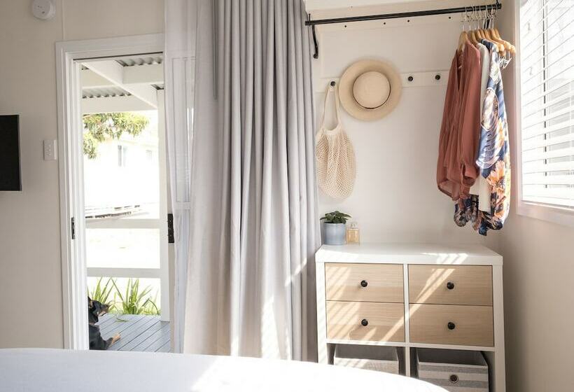 Хижина, Little Palm Cabins