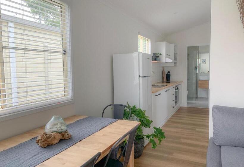 Апартаменты 2 Спальни, Little Palm Cabins