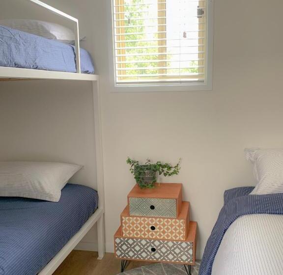 Апартаменты 2 Спальни, Little Palm Cabins