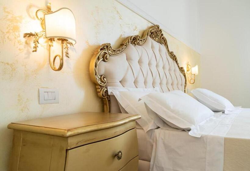 مجموعه ویستا شهر, Palazzo Marini B&b Di Charme