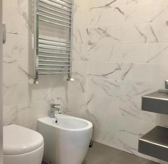 חדר קלאסי לשלושה, Il Viaggiatore Via Piave