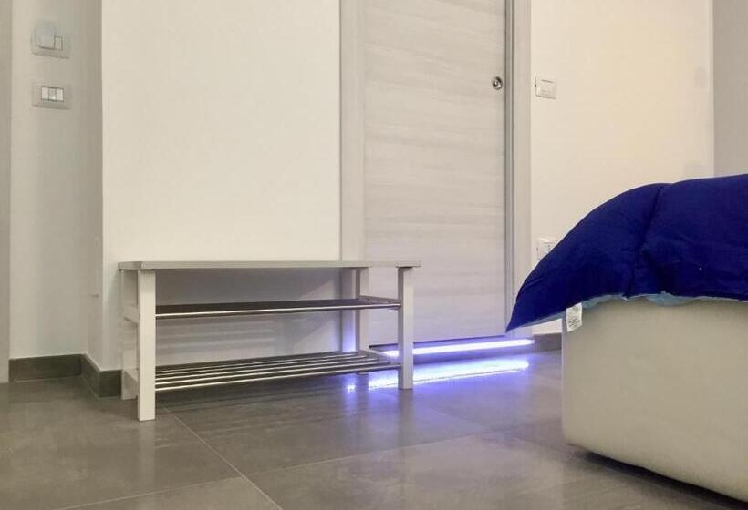 חדר קלאסי לשלושה, Il Viaggiatore Via Piave