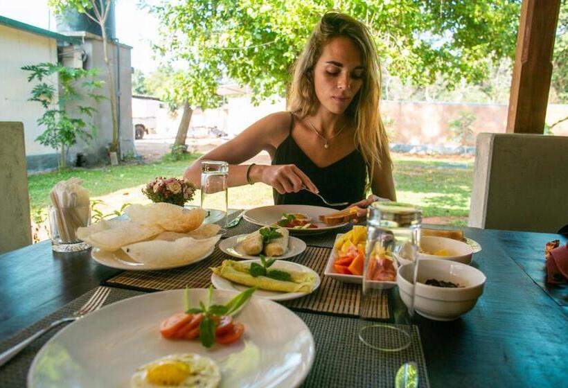 스탠다드 룸 산 전망, Royal Rock Sigiriya