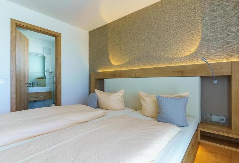 豪华房间, Rosenstein