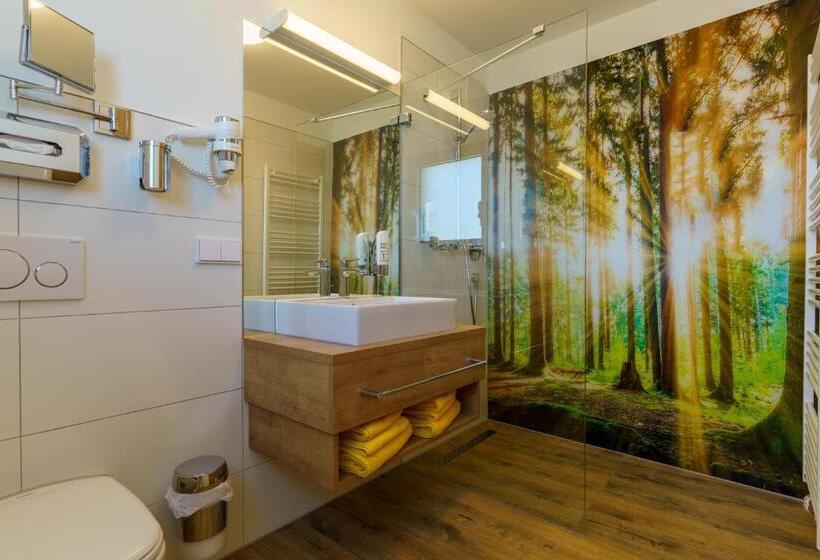 豪华房间, Rosenstein