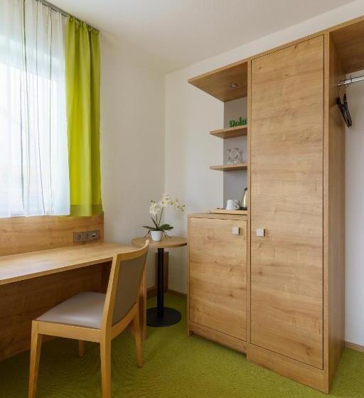 豪华单人间, Rosenstein