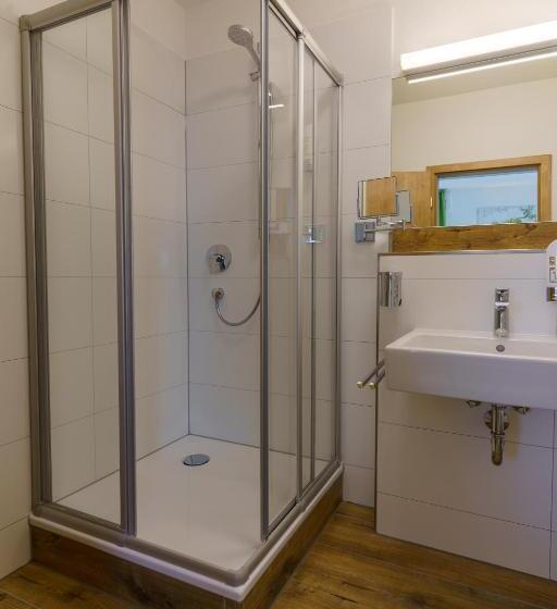 豪华单人间, Rosenstein