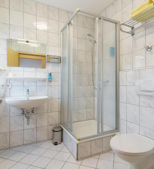 标准单人间, Rosenstein