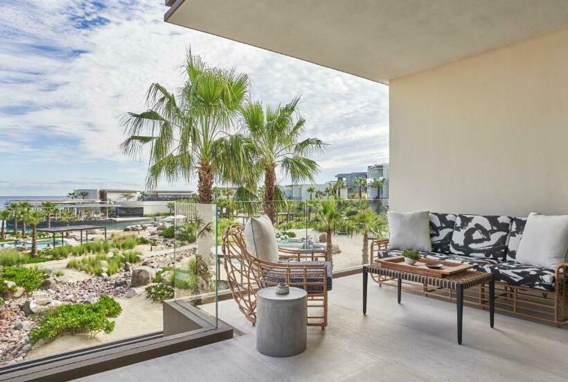 带2个双人床的标准工作室, Four Seasons Resort Los Cabos