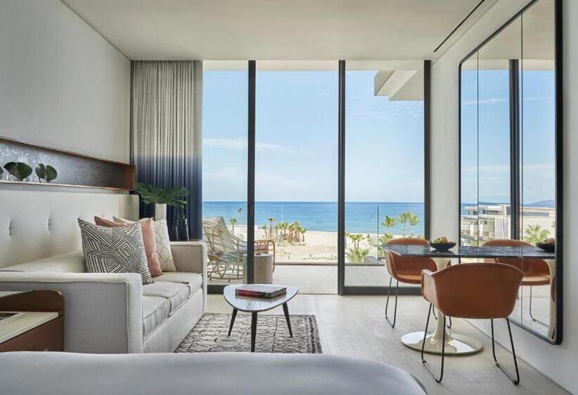 带大床的标准间, Four Seasons Resort Los Cabos