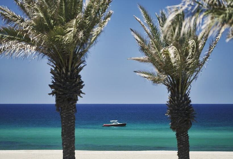 带海景的带双人床的标准间, Four Seasons Resort Los Cabos