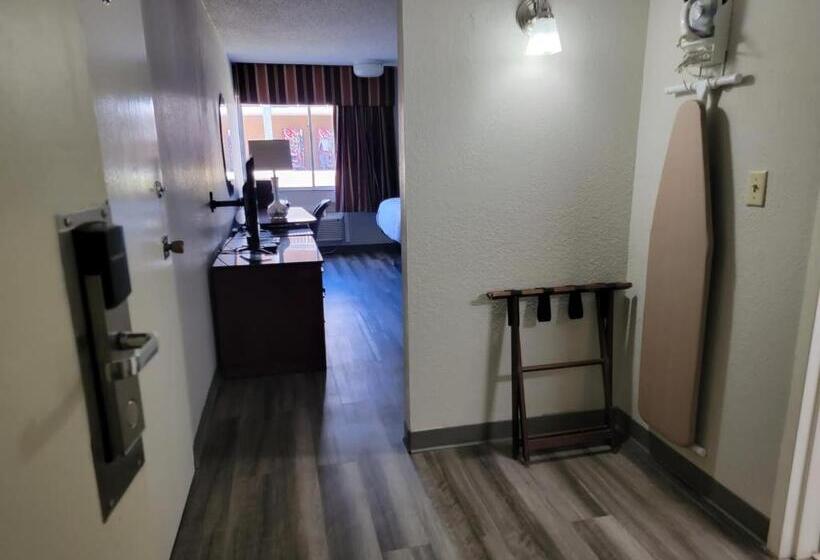 اتاق استاندارد اینتریور, Days Inn By Wyndham Dothan