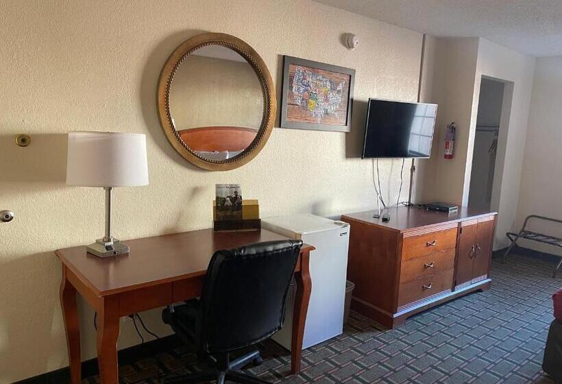 غرفة قياسية سرير كينج, Econo Lodge