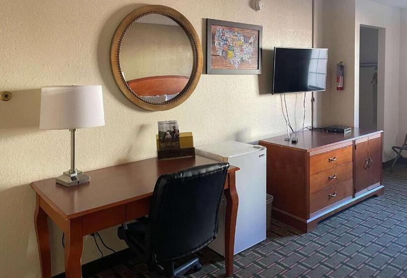 غرفة قياسية سرير كينج, Econo Lodge