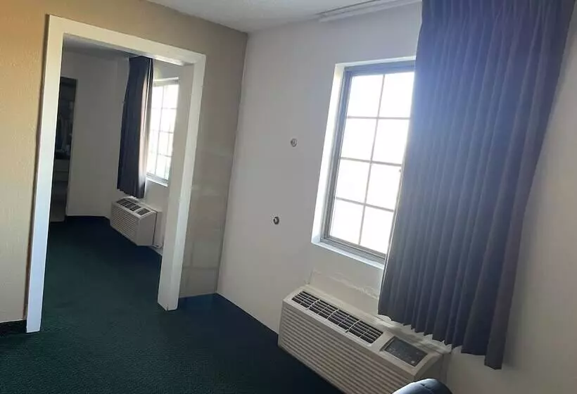 سوئیت برای معلولان, Econo Lodge
