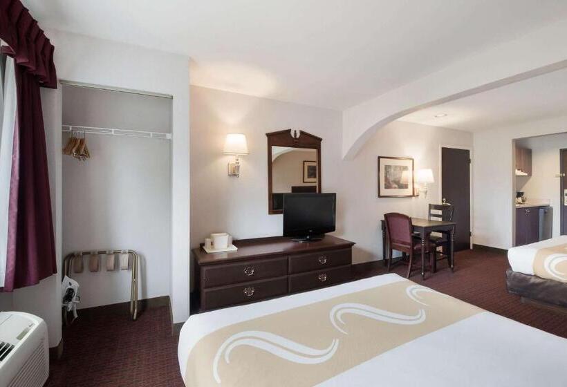 スイート, Quality Inn Grand Suites Bellingham