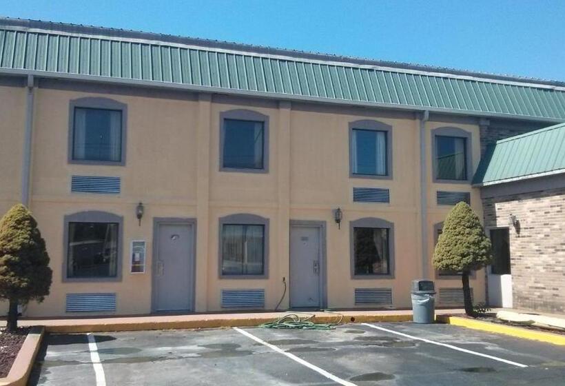 غرفة قياسية, Quality Quarters Inn