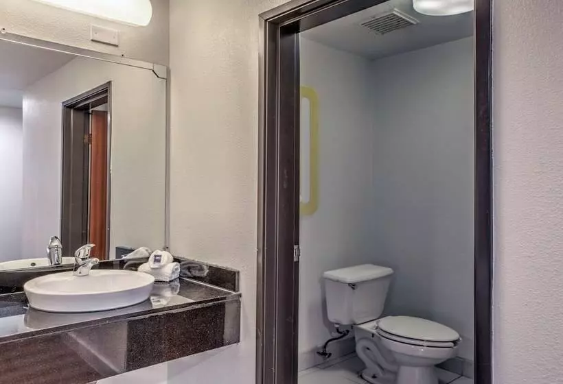 デラックススイート, Motel 6 Dallas, Tx  Northwest