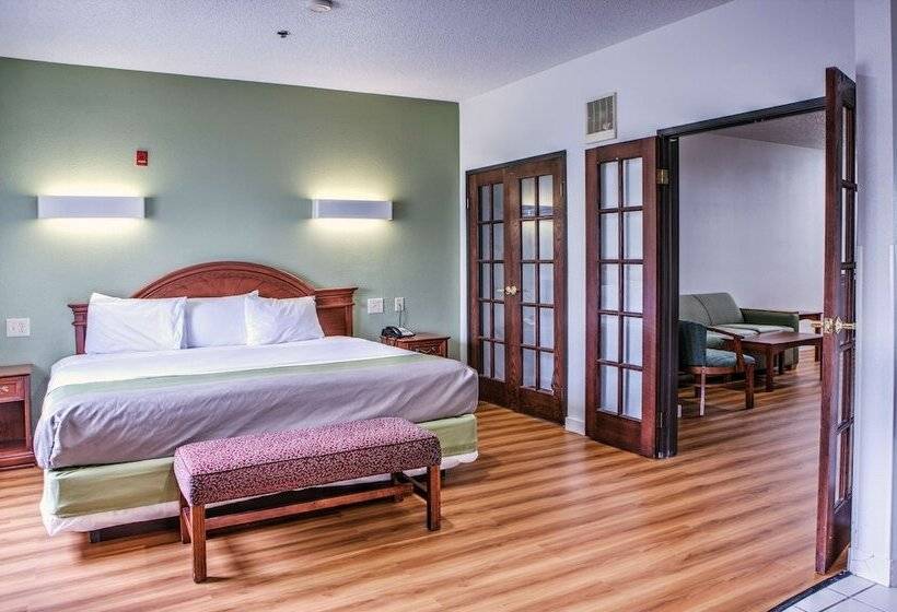 豪华套房, Motel 6 Dallas, Tx  Northwest