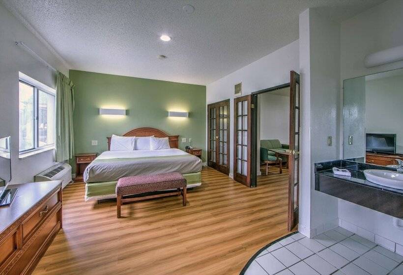 디럭스 스위트, Motel 6 Dallas, Tx  Northwest