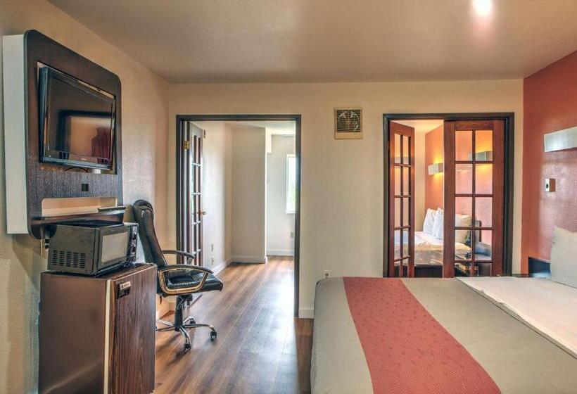 デラックススイート, Motel 6 Dallas, Tx  Northwest
