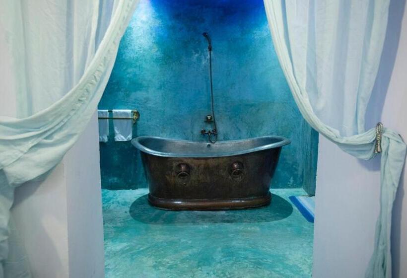 豪华房间, Dar Anne