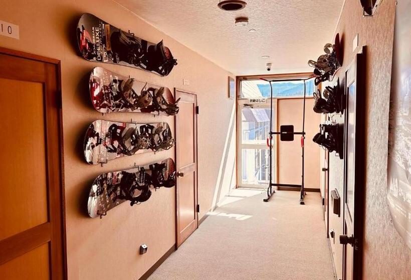 Люкс Вид на Горы, Snowhouse Memorie Hotel 石打丸山